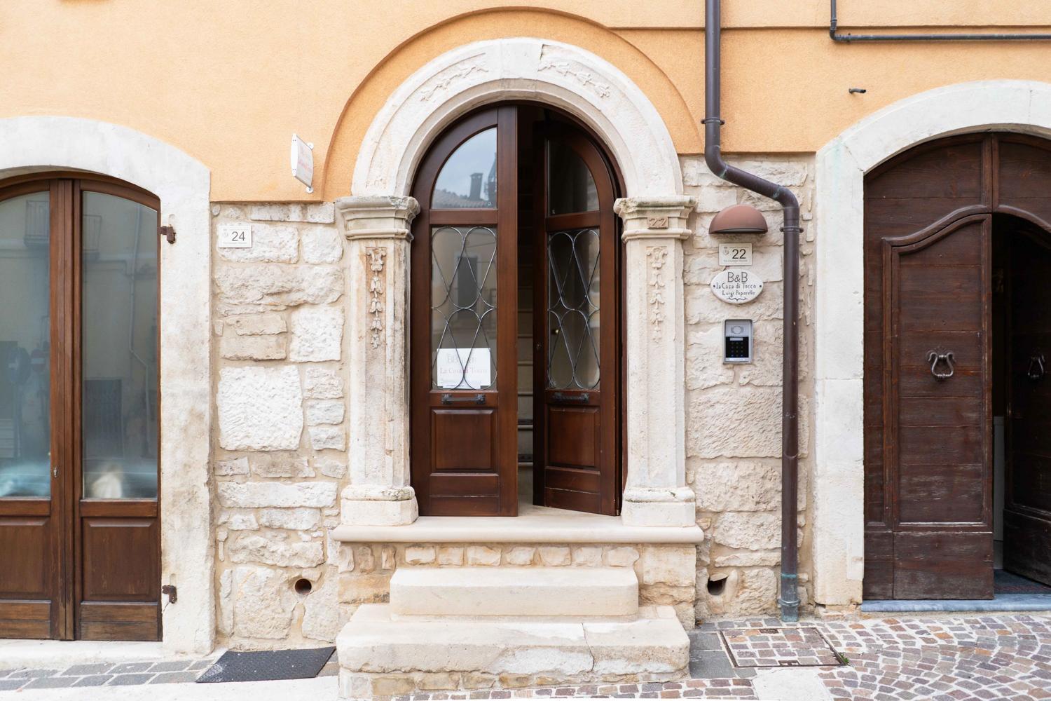 B&B La Casa Di Tocco Tocco da Casauria Εξωτερικό φωτογραφία